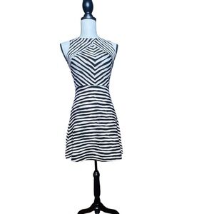 Xhilation Sleeveless Short Dress Striped Sz XS Tan/Black Long Back Zip Pre-owned